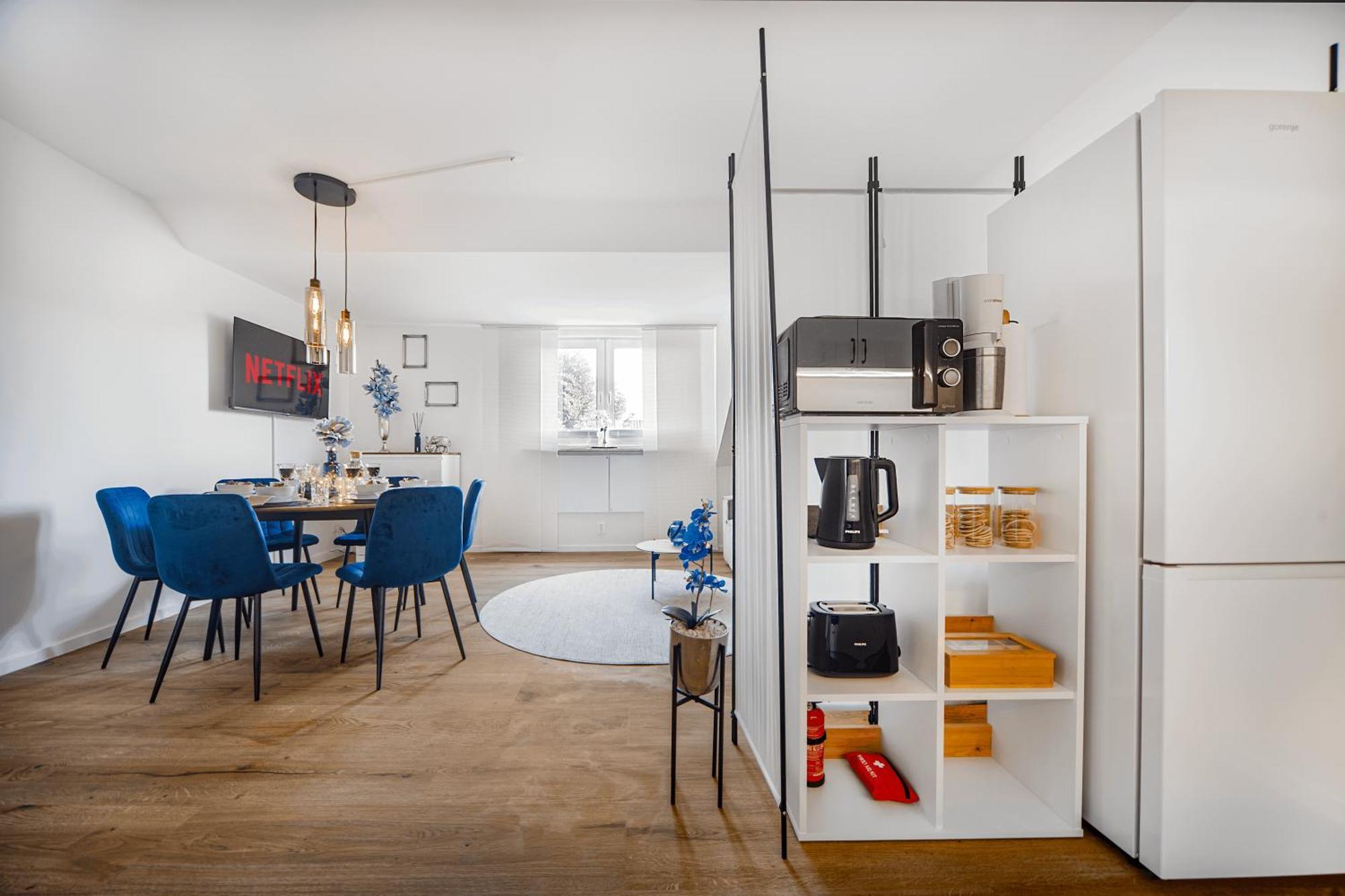 Exquisite Superior Near Messe Apartment *